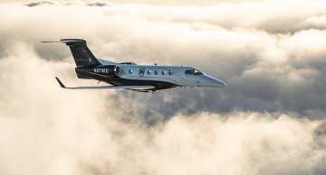 Phenom 300 da Embraer é o jato leve mais vendido no mundo por 12 anos seguidos