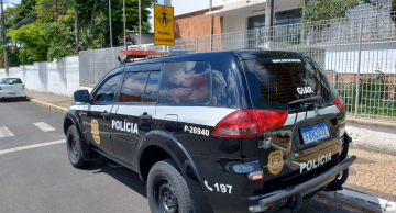 Polícia Civil identifica adolescentes que praticaram vandalismo em saída de escola em Itatinga Polícia Civil identifica adolescentes que praticaram vandalismo em saída de escola em Itatinga