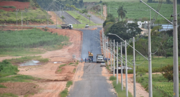<strong>Concluída a pavimentação da avenida principal do Árvore Grande em Botucatu</strong>