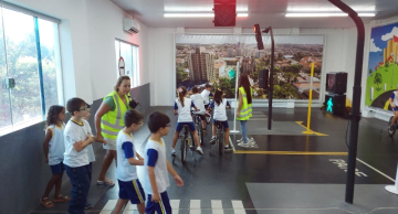 Projeto EducaTran retoma atividades na SEMUTRAN em Botucatu