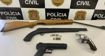 Pai de suspeito de homicídio é preso com diversas armas em Pardinho
