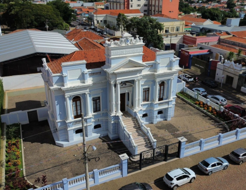 Botucatu promove roteiro especial para conhecer construções históricas da cidade no domingo (01)