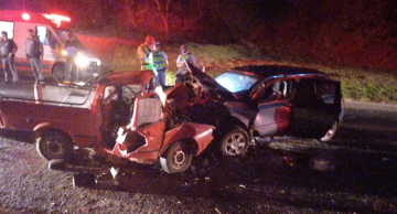 Acidente deixa dois mortos na Rondon em Botucatu Acidente deixa dois mortos na Rondon em Botucatu