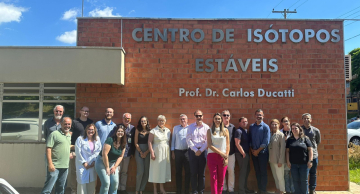 Pesquisadores da Inglaterra e Nova Iorque visitam o IBB da Unesp