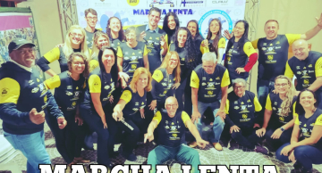 Equipe de corrida Marcha Lenta lança camisetas 2024/2025