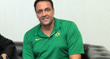 Campeão olímpico de vôlei, Pampa morre de câncer aos 59 anos