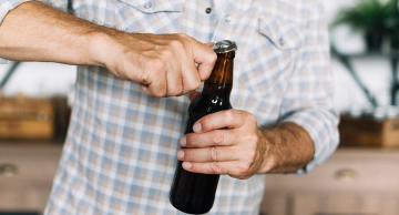 Abstinência alcoólica pode ocorrer mesmo sem interrupção de consumo, diz pesquisador