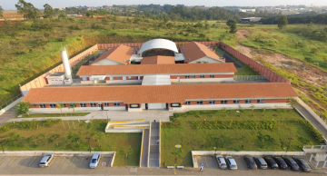 Briga generalizada no Sarad de Botucatu expõe falhas estruturais e de segurança Briga generalizada no Sarad de Botucatu expõe falhas estruturais e de segurança