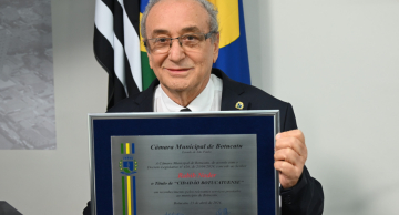 Rabib Neder recebe Título de Cidadão Botucatuense na Câmara Municipal
