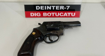 Polícia Civil identifica suspeito de ter atirado contra motociclista em Botucatu Polícia Civil identifica suspeito de ter atirado contra motociclista em Botucatu