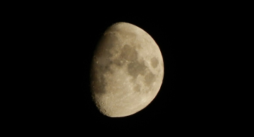 Eclipse parcial da Lua acontece hoje e será visível no Brasil