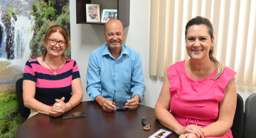 Suplente Mara Destro vai ocupar o cargo da vereadora Cláudia Gabriel a partir de novembro