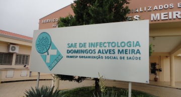 Projeto CINE SAEI leva cultura e acolhimento aos pacientes do Serviço de Infectologia Projeto CINE SAEI leva cultura e acolhimento aos pacientes do Serviço de Infectologia