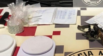 Força Tática prende três homens e acaba com venda de drogas no Jardim Ciranda em Botucatu