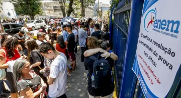 Mais de 4,3 milhões de candidatos participam hoje do Enem 2024