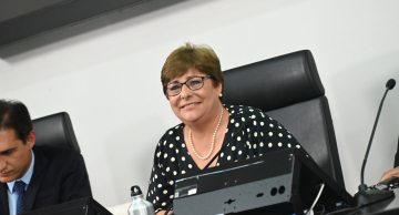 Secretária Adjunta de Saúde de Botucatu recebe Título de Cidadã Botucatuense