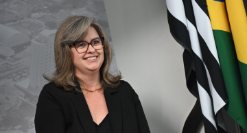 Aposentadoria de Silmara Ferrari de Barros: uma trajetória de dedicação na Câmara Municipal de Botucatu