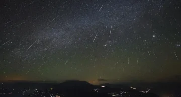 Última grande chuva de meteoros do ano ocorre na noite desta sexta