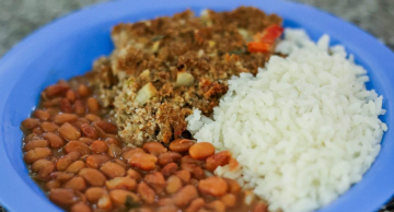 SP prorroga até terça (17) prazo para manifestação de interesse em refeições nas férias