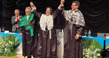 Maysa Furlan e Cesar Martins tomam posse na Reitoria da Unesp