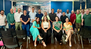 Prefeito de Botucatu Fábio Leite é eleito presidente do Polo Cuesta Prefeito de Botucatu Fábio Leite é eleito presidente do Polo Cuesta