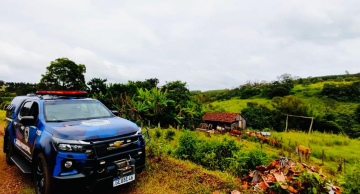 Homem descarta entulho em estrada rural de Botucatu, mas é identificado e multado pela GCM