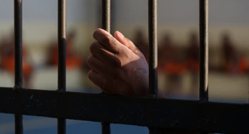 Mães de crianças menores de 12 anos poderão cumprir prisão domiciliar Mães de crianças menores de 12 anos poderão cumprir prisão domiciliar