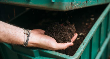 Projeto Cuesta Composta vai distribuir caixas composteiras para 200 famílias de Botucatu Projeto Cuesta Composta vai distribuir caixas composteiras para 200 famílias de Botucatu