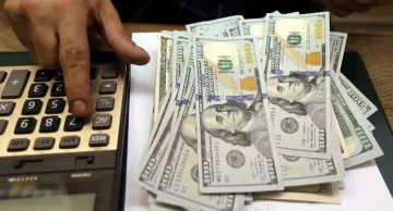 Dólar cai para R$ 5,91 e registra maior queda semanal desde agosto Dólar cai para R$ 5,91 e registra maior queda semanal desde agosto