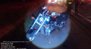 Motociclista morre em colisão contra caminhão na Rondon em Agudos Motociclista morre em colisão contra caminhão na Rondon em Agudos