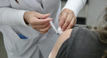 Botucatu fará Dia D de vacinação contra a Febre Amarela neste sábado (08) Botucatu fará Dia D de vacinação contra a Febre Amarela neste sábado (08)