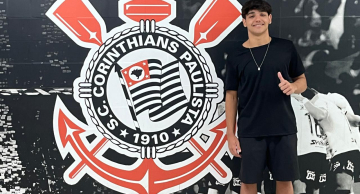 Nadador da AAB é contratado pelo Corinthians para temporada 2025 Nadador da AAB é contratado pelo Corinthians para temporada 2025