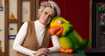 Apresentadora Ana Maria Braga é atendida em Botucatu após ser picada por escorpião Apresentadora Ana Maria Braga é atendida em Botucatu após ser picada por escorpião