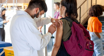 Governo de São Paulo convoca população para a imunização contra febre amarela Governo de São Paulo convoca população para a imunização contra febre amarela