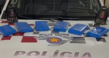 Força Tática prende homem com tijolos de maconha após fuga pelas ruas de Botucatu