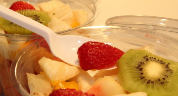 Consumo de frutas, café, chocolate e vinho reduz em até 23% o risco de doenças cardiovasculares, mostra estudo de SP