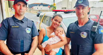 Guardas Municipais salvam bebê de 3 meses engasgada em Botucatu