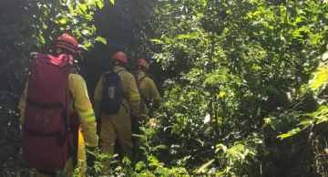 Bombeiros resgatam vítima com fratura após queda em cachoeira de Botucatu