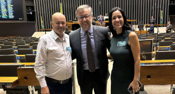 Vereadores viajam a Brasília para evento sobre direitos das mulheres e encontro com deputado Vereadores viajam a Brasília para evento sobre direitos das mulheres e encontro com deputado