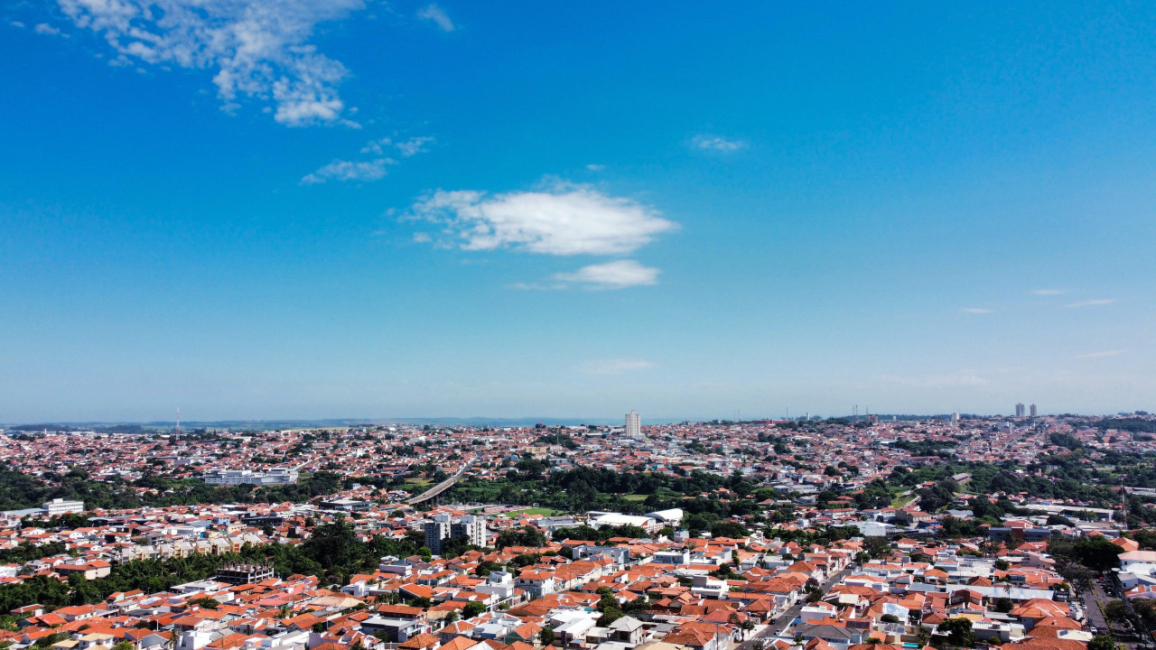 Semana começa com tempo estável e sol em Botucatu