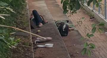 Praça em Botucatu registra grande quantidade de moradores de rua e preocupa população