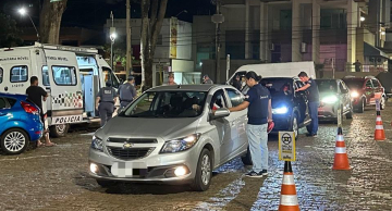 Blitz de Carnaval: 39 motoristas se recusam a fazer teste do bafômetro em Botucatu