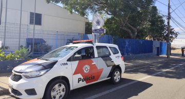 Polícia Militar intensifica ações de segurança em escolas de Botucatu Polícia Militar intensifica ações de segurança em escolas de Botucatu