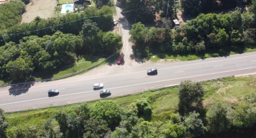 Décadas de descaso: acesso à Cachoeira da Marta ainda representa perigo em Botucatu Décadas de descaso: acesso à Cachoeira da Marta ainda representa perigo em Botucatu