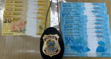 Dupla é presa em flagrante ao receber R$ 2 mil em cédulas falsas pelos Correios em Lençóis Paulista Dupla é presa em flagrante ao receber R$ 2 mil em cédulas falsas pelos Correios em Lençóis Paulista