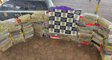 Operação Policial apreende 1,5 tonelada de maconha em Botucatu neste domingo (04) Operação Policial apreende 1,5 tonelada de maconha em Botucatu neste domingo (04)
