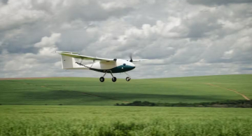 São Manuel recebe primeiro voo de aeronave agrícola 100% elétrica e sem piloto
