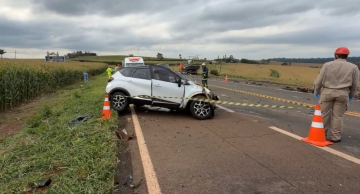 Motorista de carro com placas de Botucatu morre em acidente no Paraná