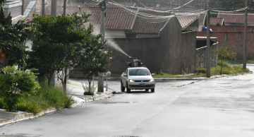Zona Leste de Botucatu recebe ações intensificadas contra a dengue nesta terça-feira (03) Zona Leste de Botucatu recebe ações intensificadas contra a dengue nesta terça-feira (03)