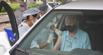 Botucatu terá Drive-thru de vacinação contra a Influenza no sábado (14)